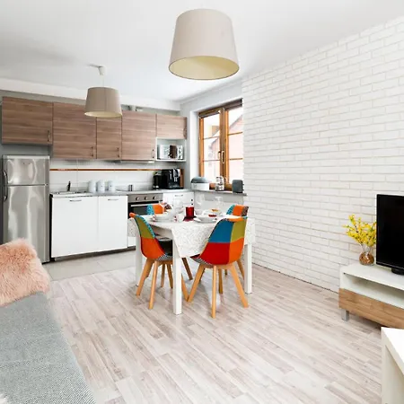 Wonder - Lesny Dom Z Balkonami, Niedaleko Centrum, W Cichej Okolicy