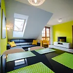 Wonder - Leśny Dom Z Balkonami, Niedaleko Centrum, W Cichej Okolicy Apartament *