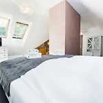 Apartament Wonder - Leśny Dom Z Balkonami, Niedaleko Centrum, W Cichej Okolicy Karpacz