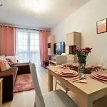 Wonder - Leśny Dom Z Balkonami, Niedaleko Centrum, W Cichej Okolicy Apartament