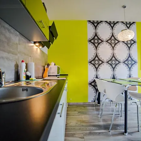 Wonder - Lesny Dom Z Balkonami, Niedaleko Centrum, W Cichej Okolicy Apartamento