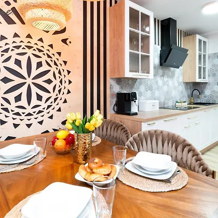 Wonder - Lesny Dom Z Balkonami, Niedaleko Centrum, W Cichej Okolicy Apartamento *