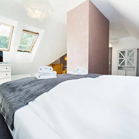 Apartment Wonder - Lesny Dom Z Balkonami, Niedaleko Centrum, W Cichej Okolicy Karpacz