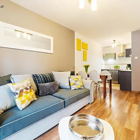 Apartment Wonder - Lesny Dom Z Balkonami, Niedaleko Centrum, W Cichej Okolicy