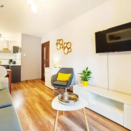 Apartament Wonder - Leśny Dom Z Balkonami, Niedaleko Centrum, W Cichej Okolicy Karpacz