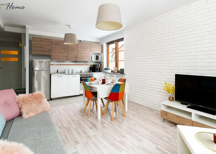 Wonder - Lesny Dom Z Balkonami, Niedaleko Centrum, W Cichej Okolicy