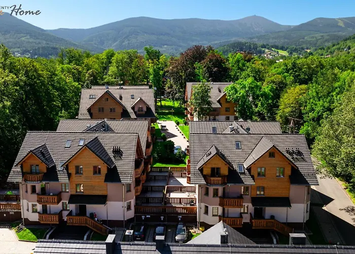 Wonder - Lesny Dom Z Balkonami, Niedaleko Centrum, W Cichej Okolicy